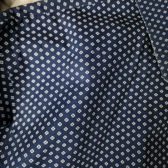 Express Fitted XL 17.5 Flower Geometric Design Dress Shirt - Picture 2 of 16